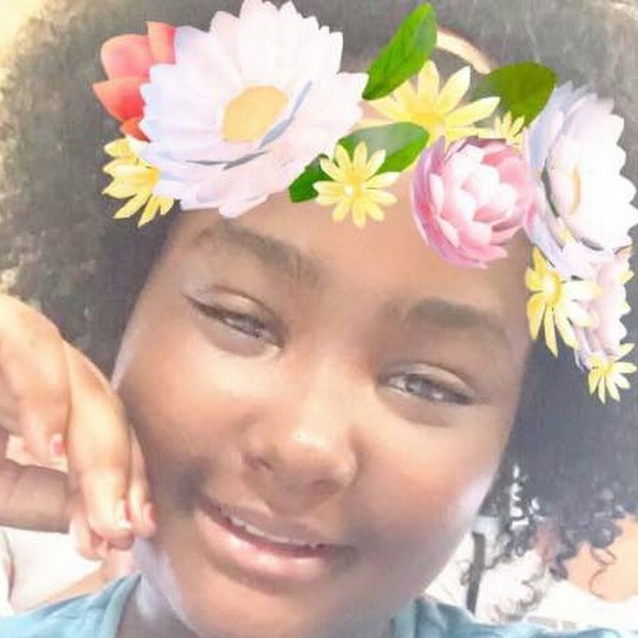 Meet your Posher, Liyaha - Picture 1 of 1